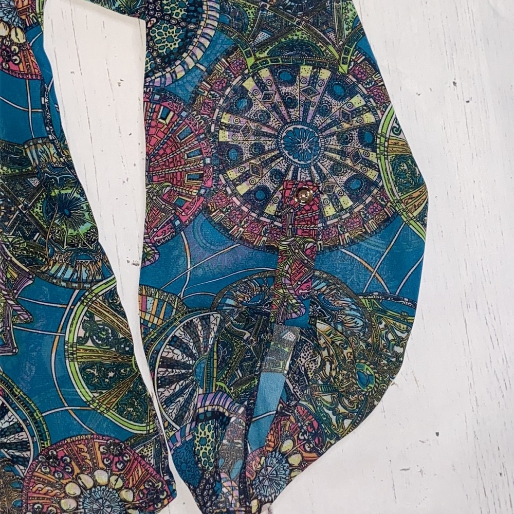 Point Multi Colored Blouse - Picture 3 of 5